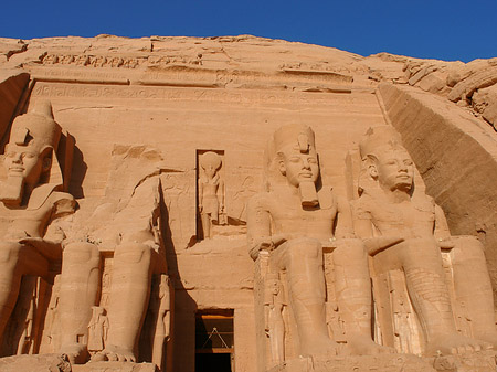 Foto Tempel mit Himmel