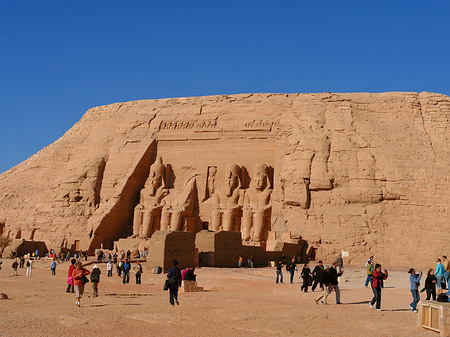 Tempel mit Himmel