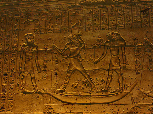 Foto Hyroglyphen im Horustempel